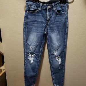 KanCan destroyed crop jeans